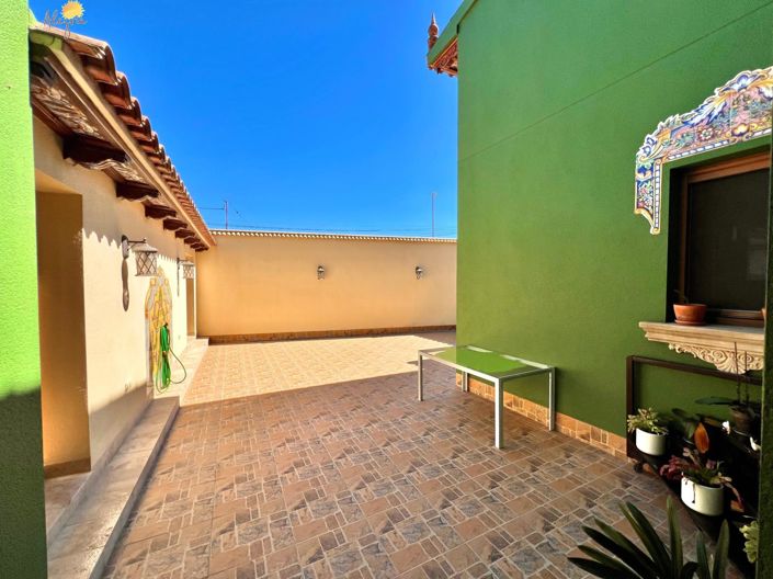 Image No.47-4 Bed Villa for sale