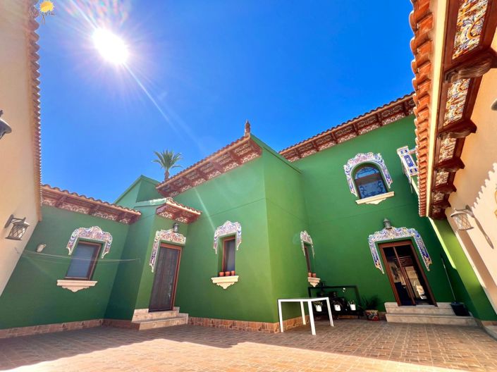Image No.48-4 Bed Villa for sale