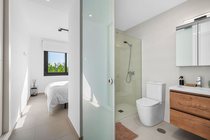Image No.17-3 Bed Apartment for sale