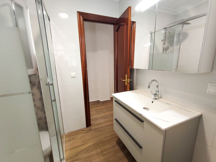 Image No.22-3 Bed Apartment for sale
