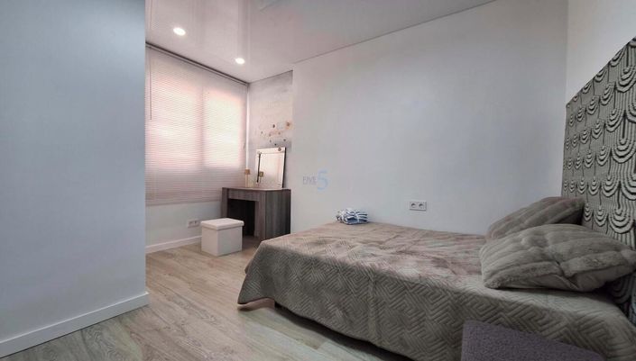 Image No.6-3 Bed Apartment for sale
