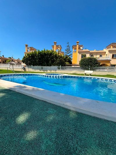 Image No.29-Villa de 2 chambres à vendre à Orihuela Costa