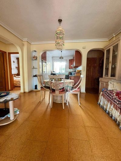 Image No.6-Villa de 2 chambres à vendre à Orihuela Costa