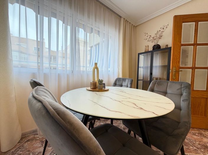 Image No.11-2 Bed Apartment for sale