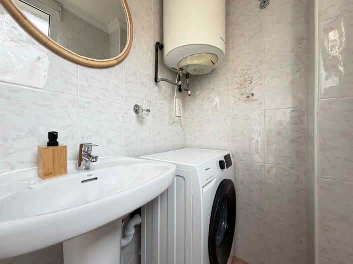 Image No.22-2 Bed Apartment for sale