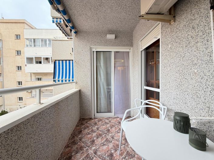 Image No.26-2 Bed Apartment for sale