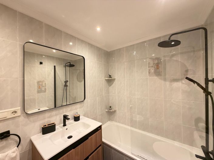 Image No.34-2 Bed Apartment for sale