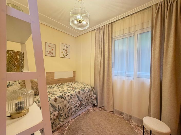Image No.38-2 Bed Apartment for sale