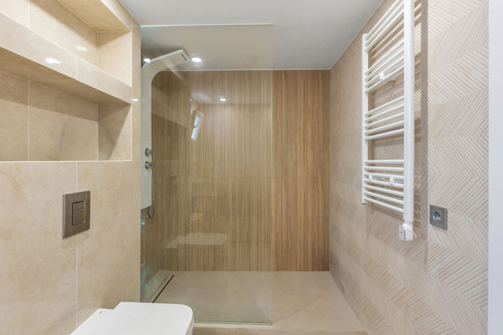 Image No.17-6 Bed Villa for sale