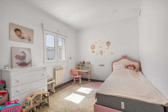 Image No.18-6 Bed Villa for sale