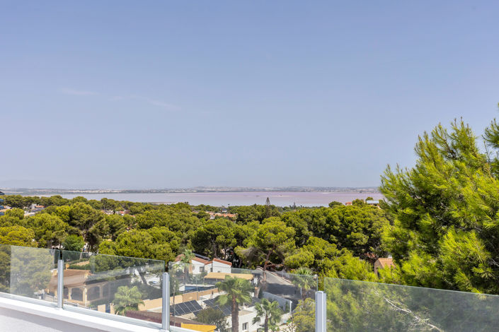 Image No.36-6 Bed Villa for sale
