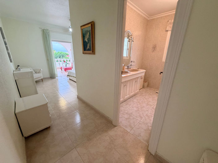 Image No.6-5 Bed Villa for sale