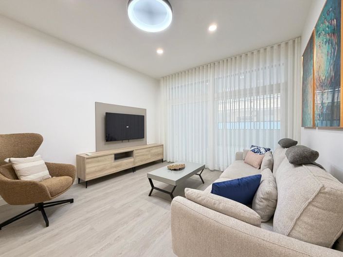 Image No.17-2 Bed Apartment for sale