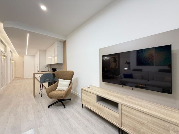 Image No.21-2 Bed Apartment for sale