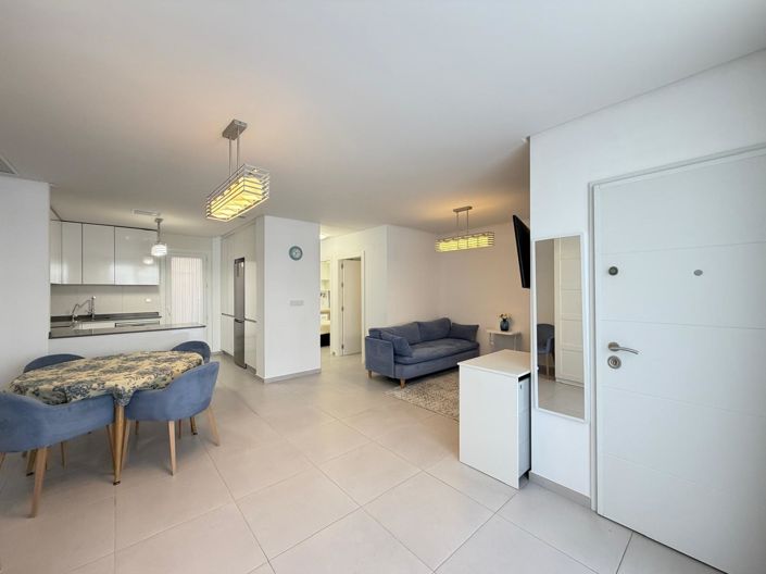Image No.20-3 Bed Property for sale