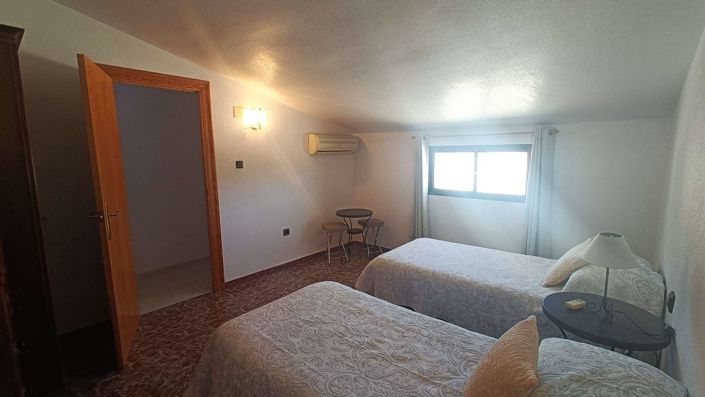 Image No.23-6 Bed Villa for sale