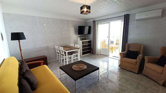 Image No.42-6 Bed Villa for sale