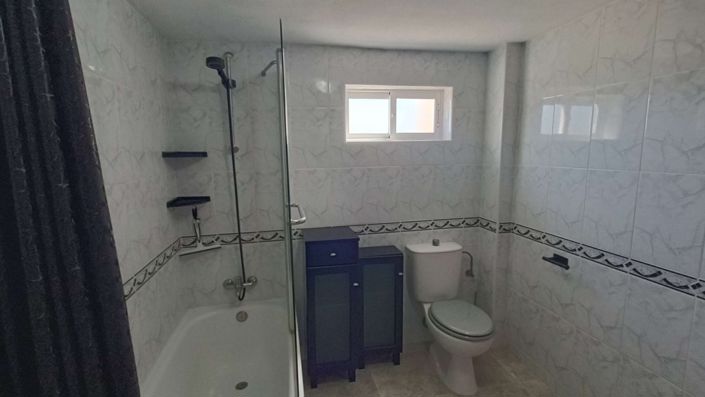 Image No.46-6 Bed Villa for sale
