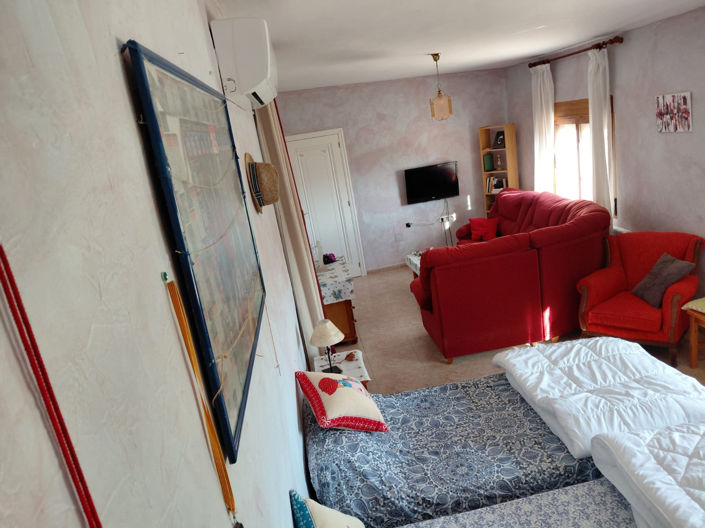 Image No.14-3 Bed Villa for sale