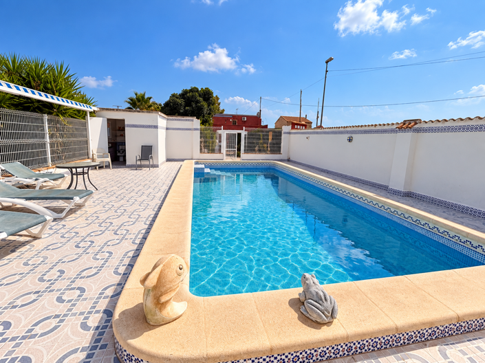 Image No.2-3 Bed Villa for sale