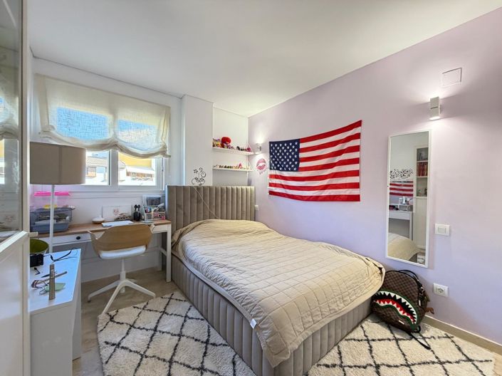 Image No.27-3 Bed Apartment for sale