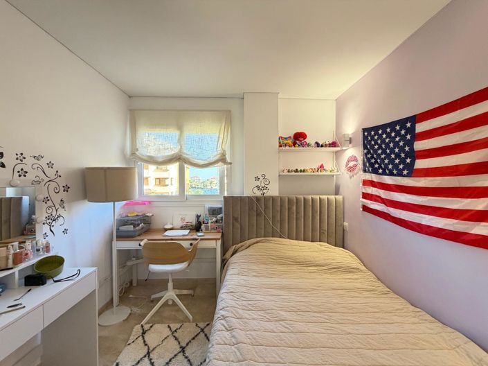Image No.28-3 Bed Apartment for sale
