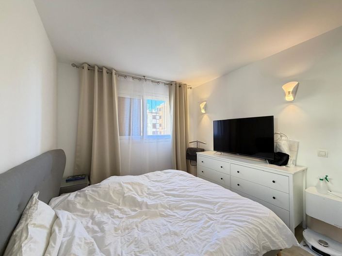 Image No.34-3 Bed Apartment for sale