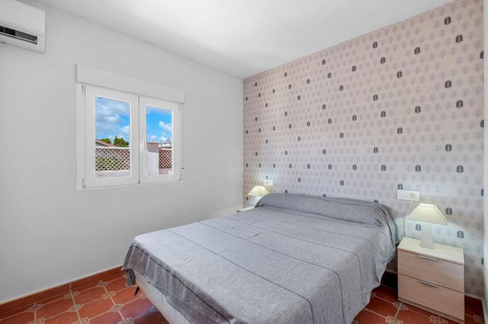 Image No.11-6 Bed Villa for sale