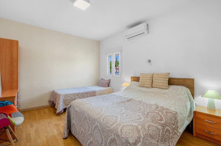 Image No.12-6 Bed Villa for sale