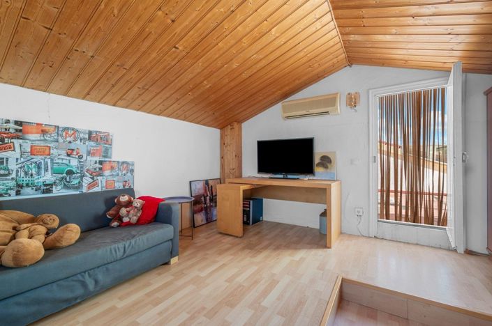 Image No.23-6 Bed Villa for sale