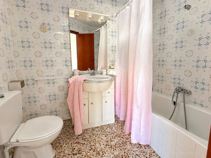 Image No.9-3 Bed Apartment for sale