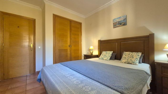 Image No.18-2 Bed Apartment for sale