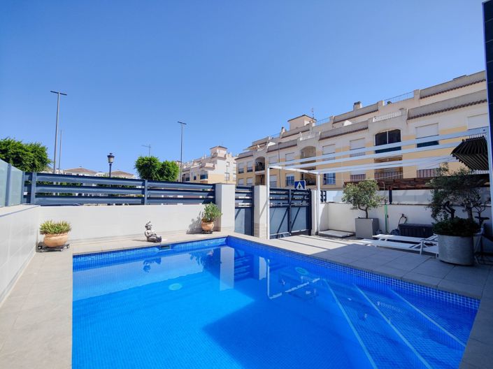 Image No.6-2 Bed Villa for sale