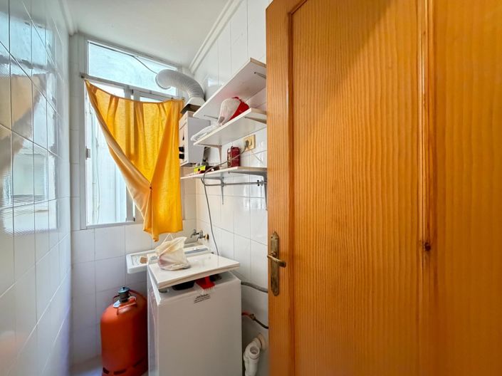 Image No.12-1 Bed Apartment for sale