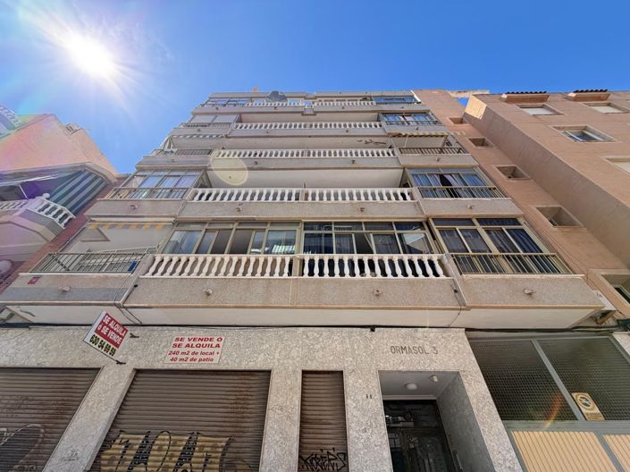 Image No.40-1 Bed Apartment for sale