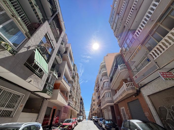 Image No.43-1 Bed Apartment for sale