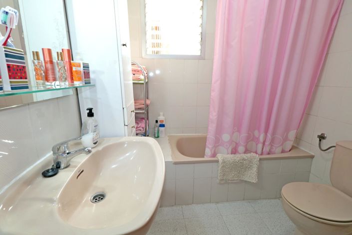 Image No.15-3 Bed Apartment for sale