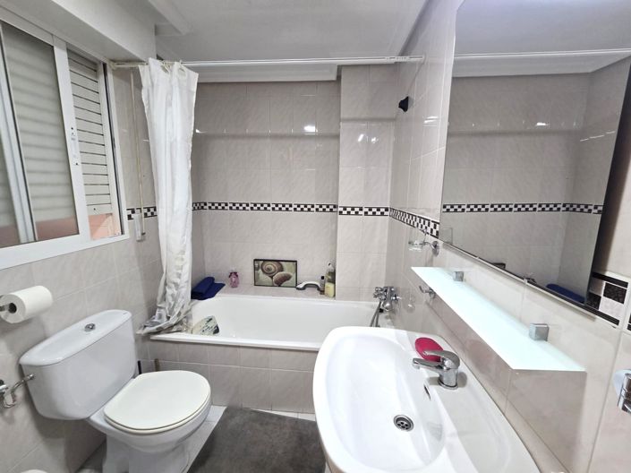 Image No.14-2 Bed Apartment for sale