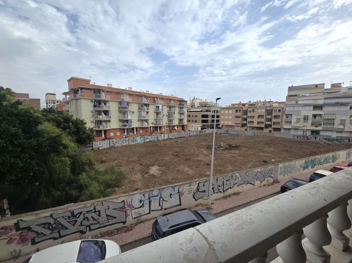 Image No.20-2 Bed Apartment for sale