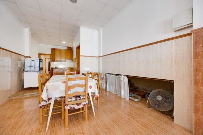 Image No.7-3 Bed Apartment for sale