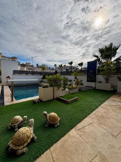 Image No.5-3 Bed Villa for sale