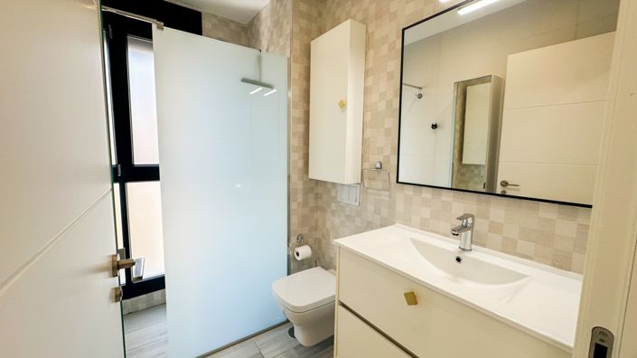 Image No.36-3 Bed Villa for sale