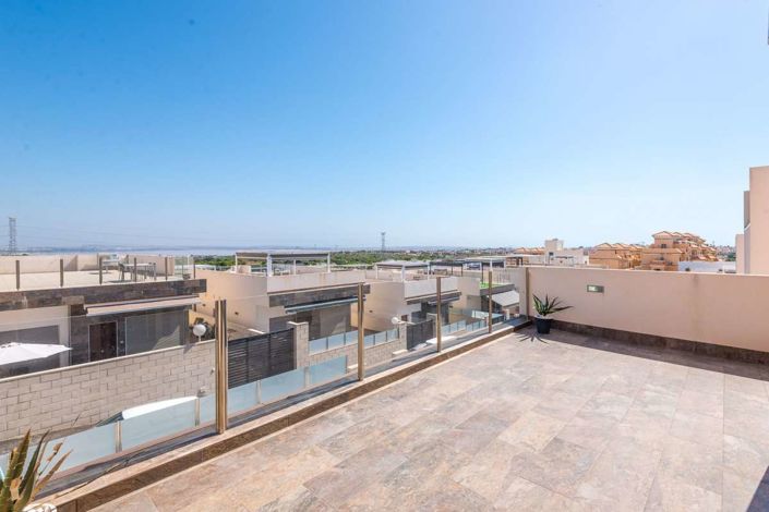 Image No.17-3 Bed Villa for sale