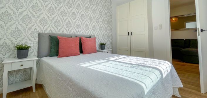 Image No.25-3 Bed Property for sale