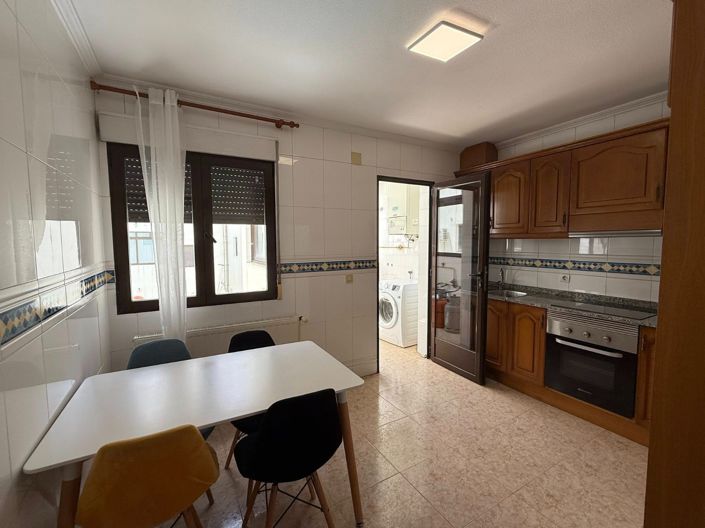 Image No.11-3 Bed Apartment for sale