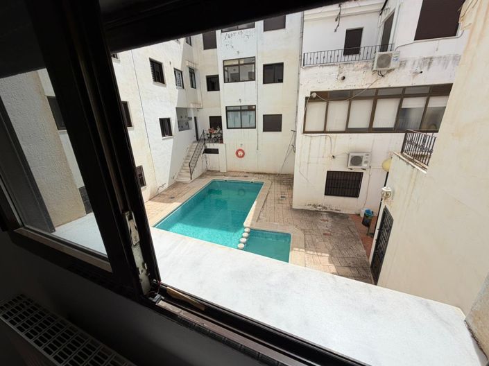 Image No.18-3 Bed Apartment for sale