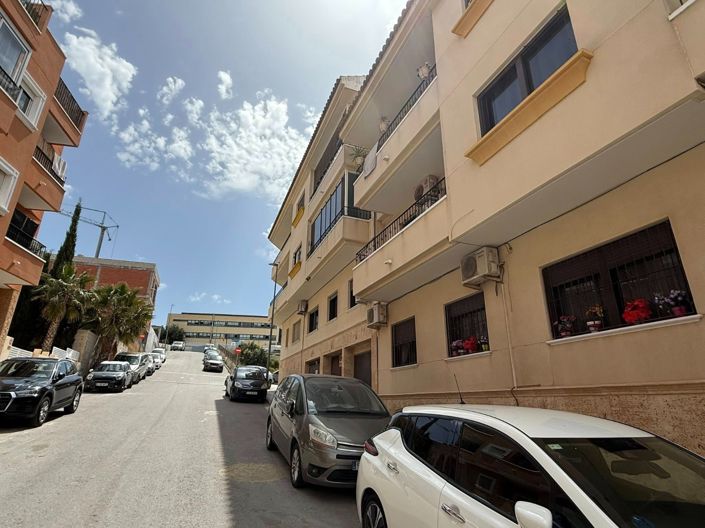 Image No.2-3 Bed Apartment for sale