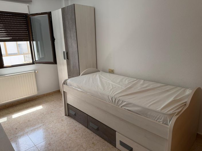 Image No.23-3 Bed Apartment for sale