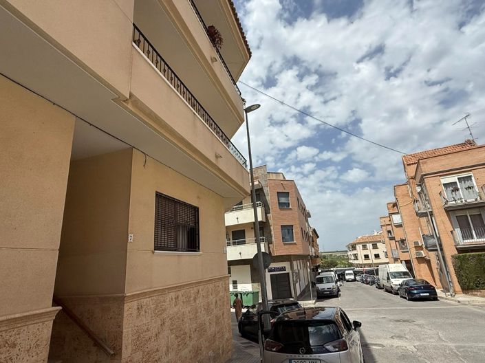 Image No.5-3 Bed Apartment for sale