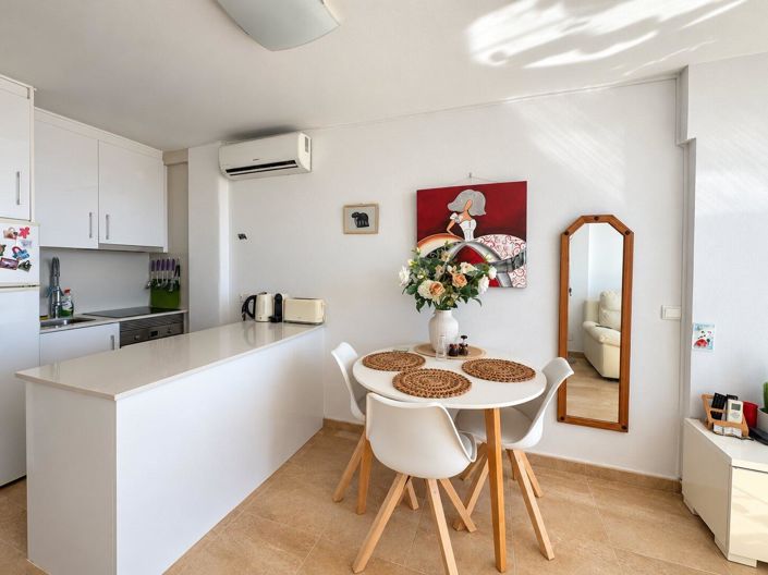 Image No.4-2 Bed Apartment for sale